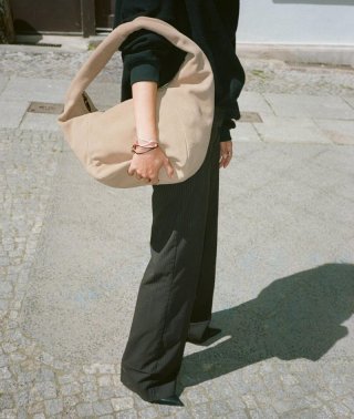 Liebeskind Farrah Hobo M - Hellbraun