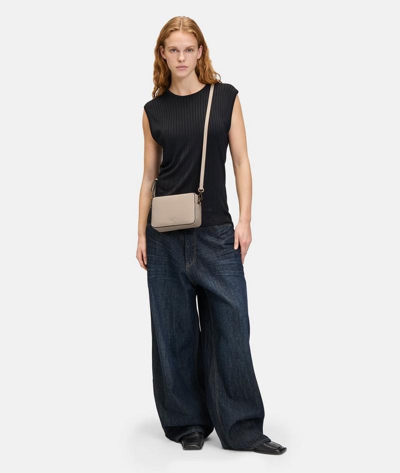 Liebeskind Hilla Camera Bag S - Sandfarben