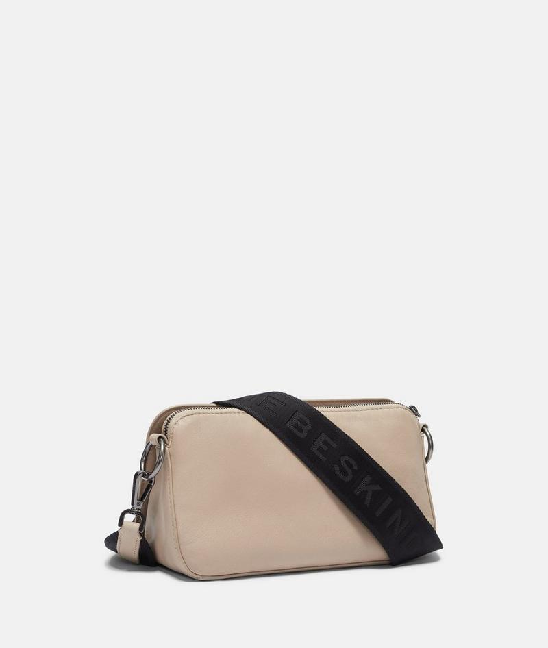 Liebeskind Clarice Crossbody M - Sandfarben