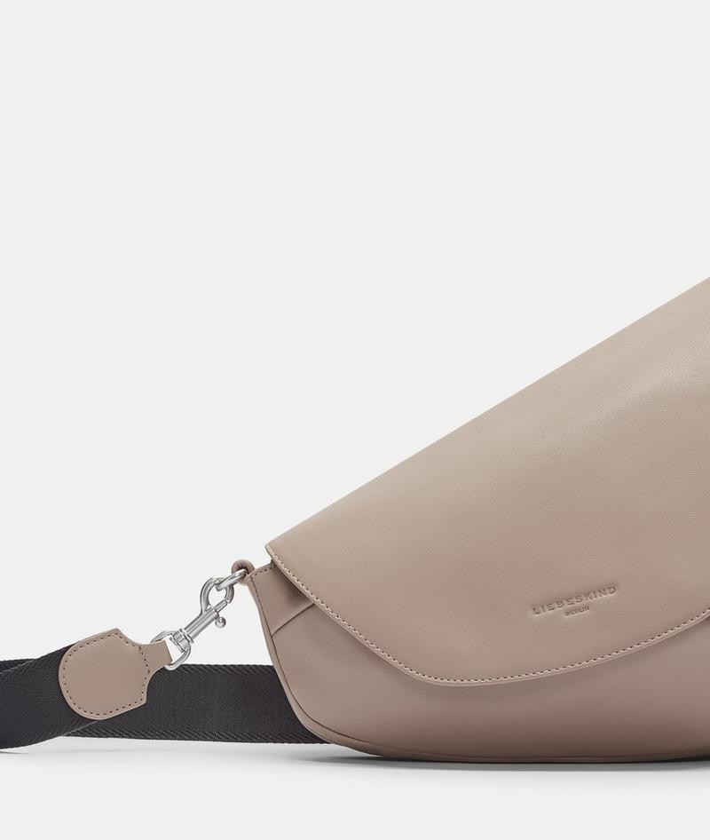 Liebeskind Oval Shoulder Bag M - Cognac